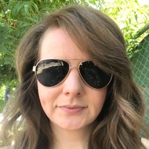 Meet your Posher, Lacey